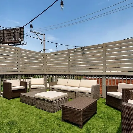 Central Chicago Suite2 Access To Patio Exterior photo