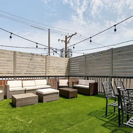 Central Chicago Suite2 Access To Patio Exterior photo